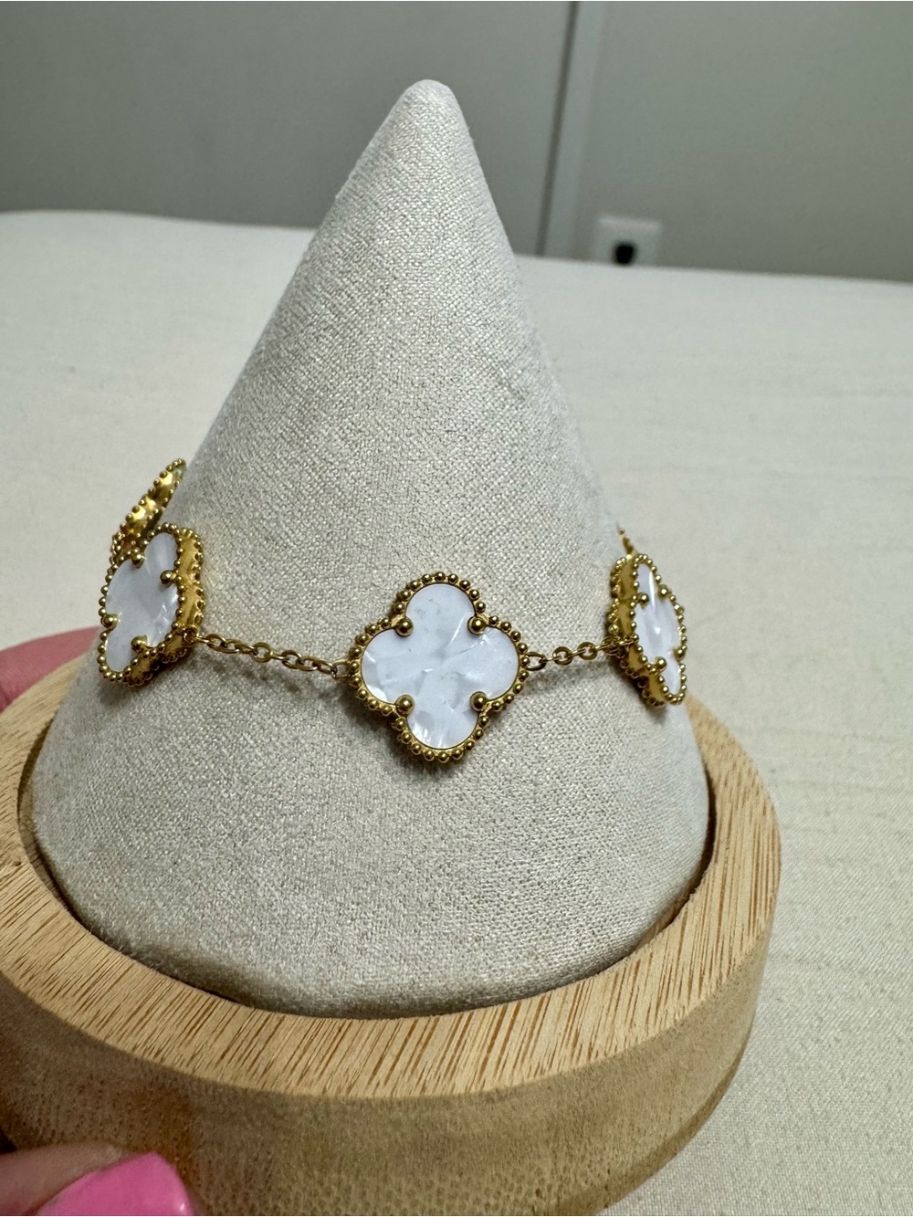Gold Tone Clover Chain Bracelet